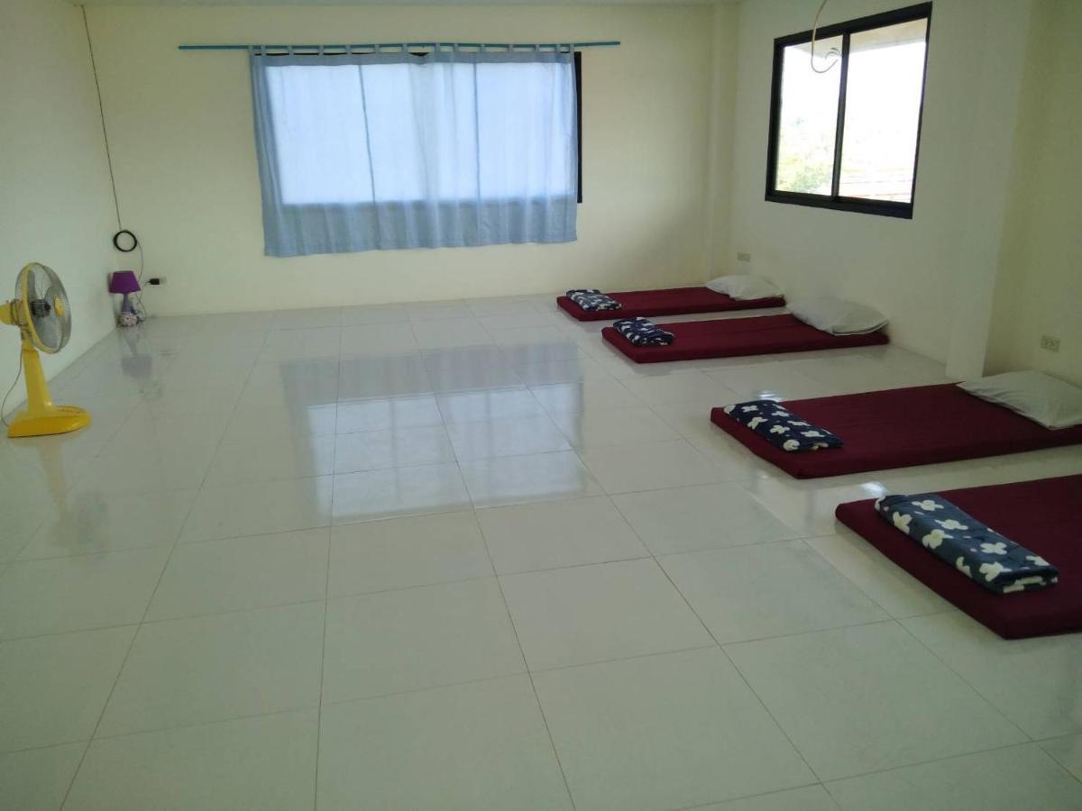 Dee Dee Mansion Airport Apartment Nai Yang Beach Екстериор снимка