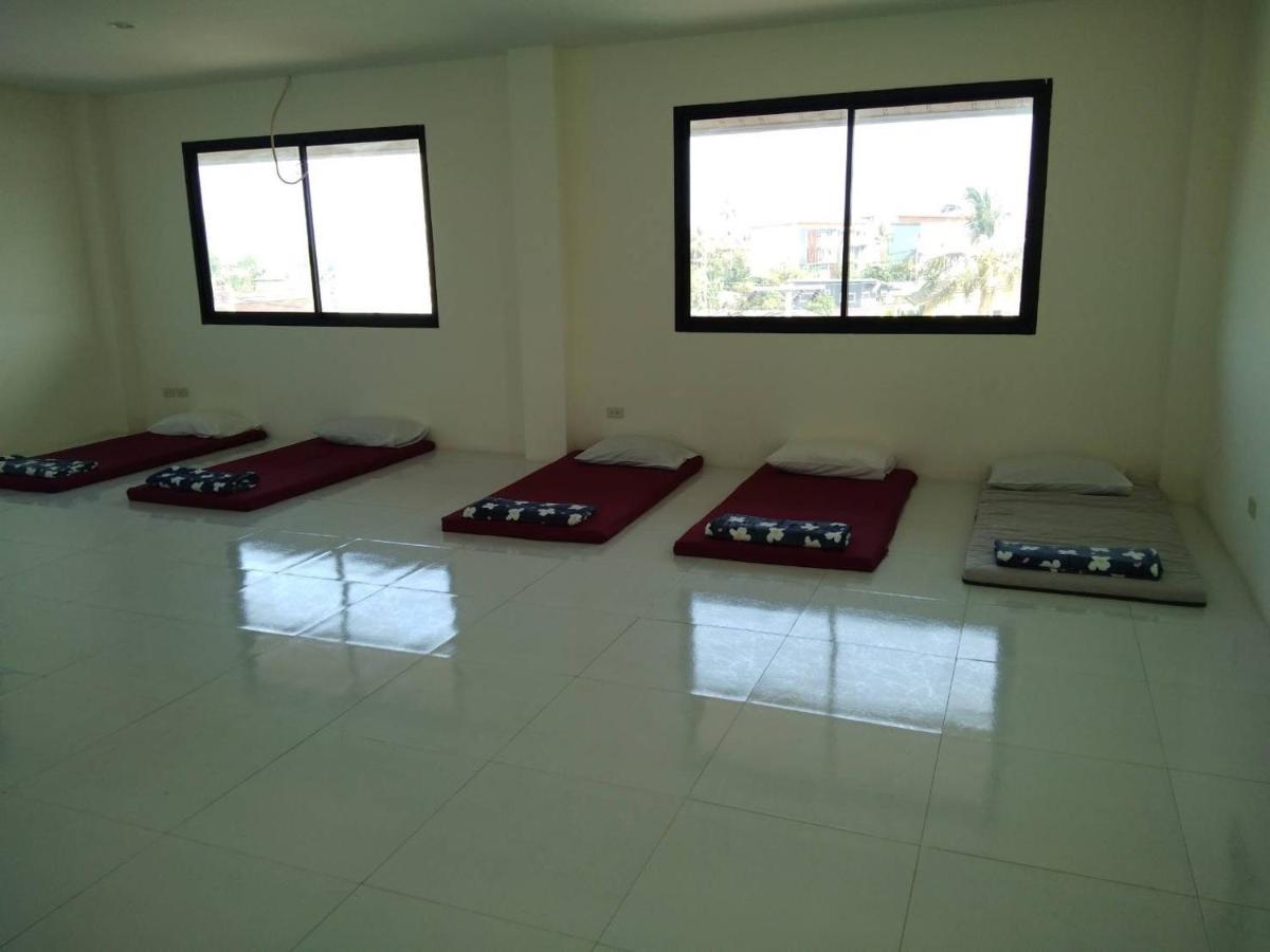 Dee Dee Mansion Airport Apartment Nai Yang Beach Екстериор снимка