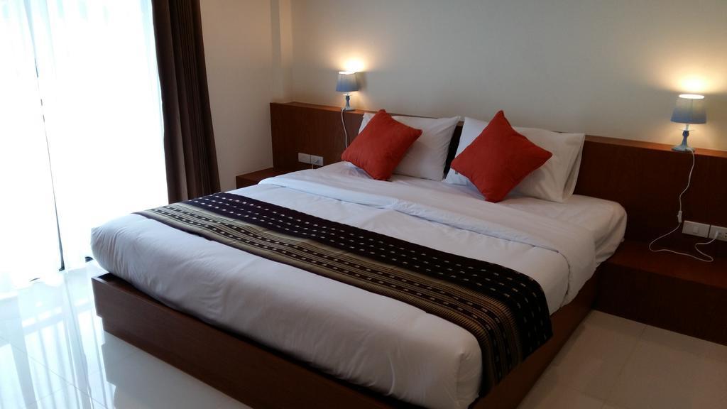Dee Dee Mansion Airport Apartment Nai Yang Beach Екстериор снимка