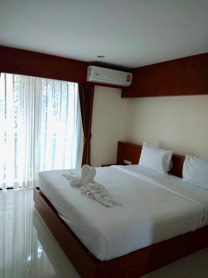 Dee Dee Mansion Airport Apartment Nai Yang Beach Екстериор снимка